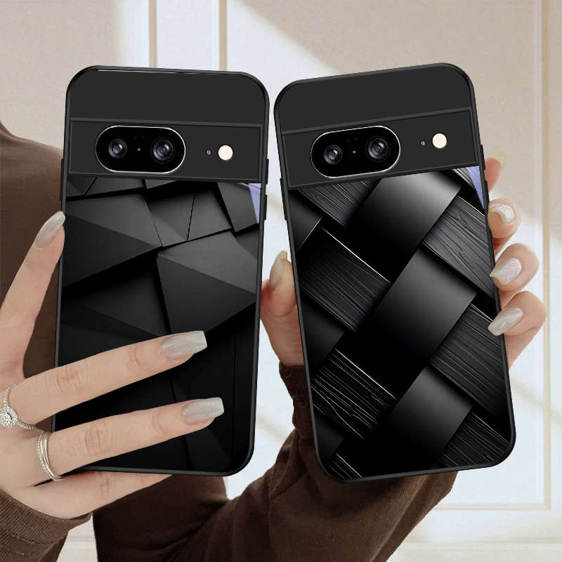 Google Pixel 9 - Ciemna geometryczna tekstura, czarne szklane etui